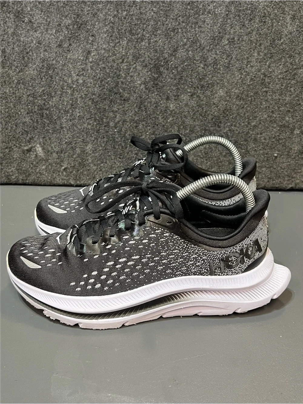 Hoka Kawana Womens Running Shoe - Size 7.5